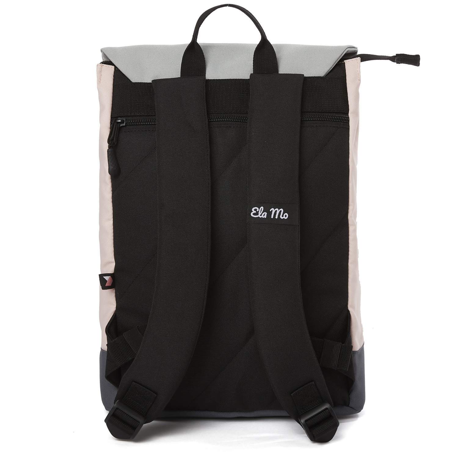 Ela Mo™ Daypack Rucksack | Rose on Rocks. Die Rückseite des Rucksacks mit bequemen Schulterriemen und kleinem Außenfach.