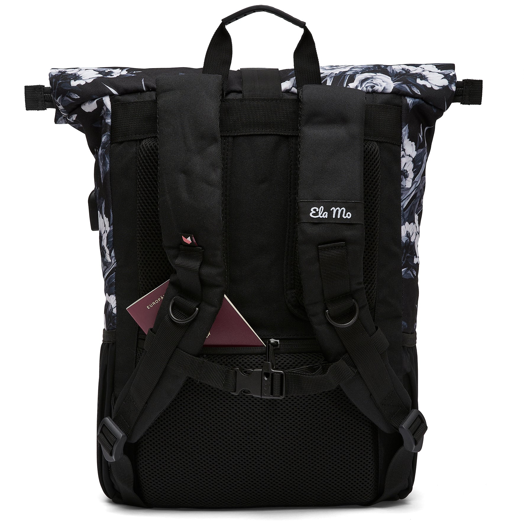 Ela Mo™ Rolltop Rucksack | Nightrose. Die Rückseite des Rucksacks mit Schulterriemen und kleinem Außenfach.