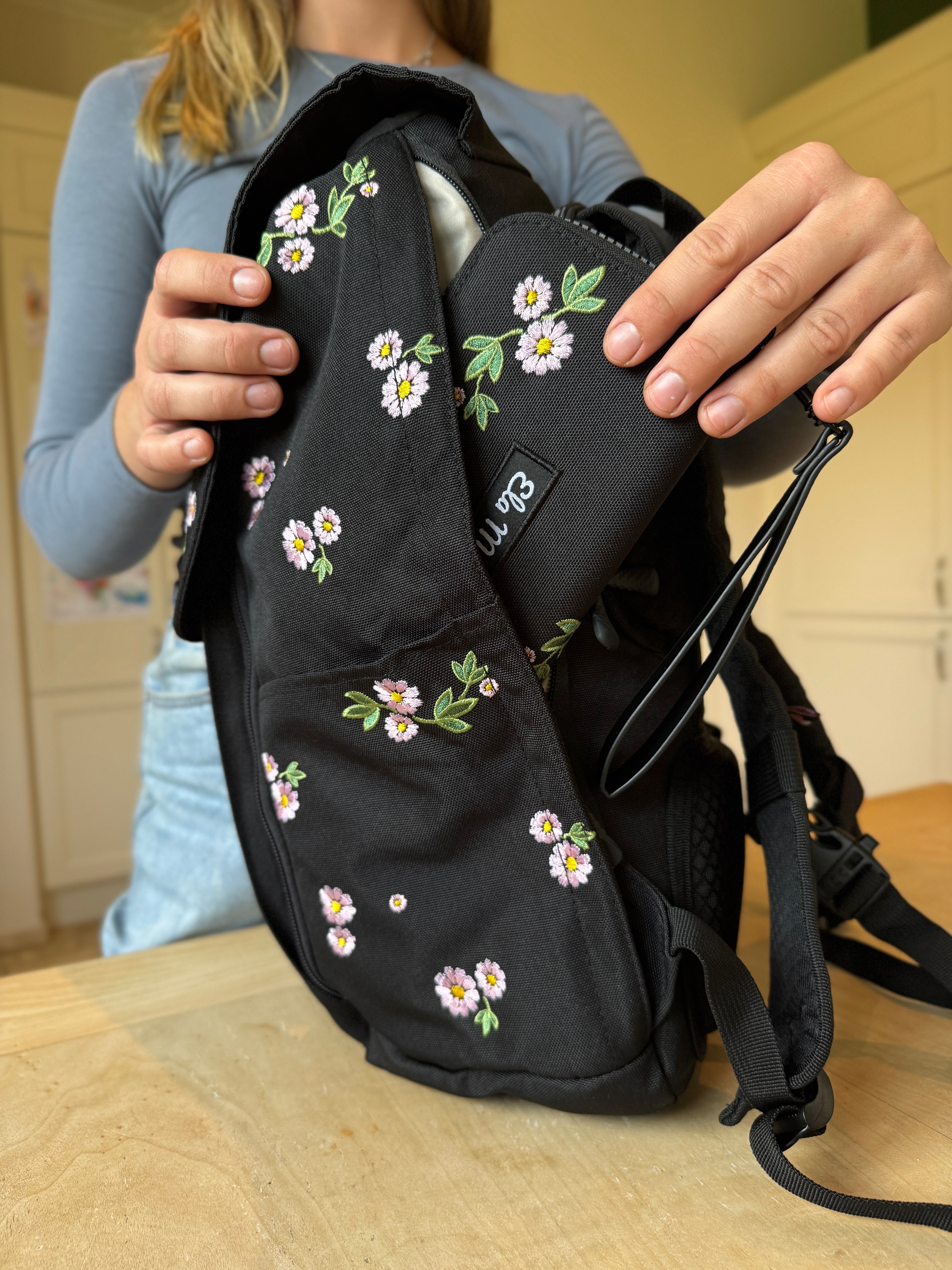 Ela Mo™ Big Purse | Upsy Daisy