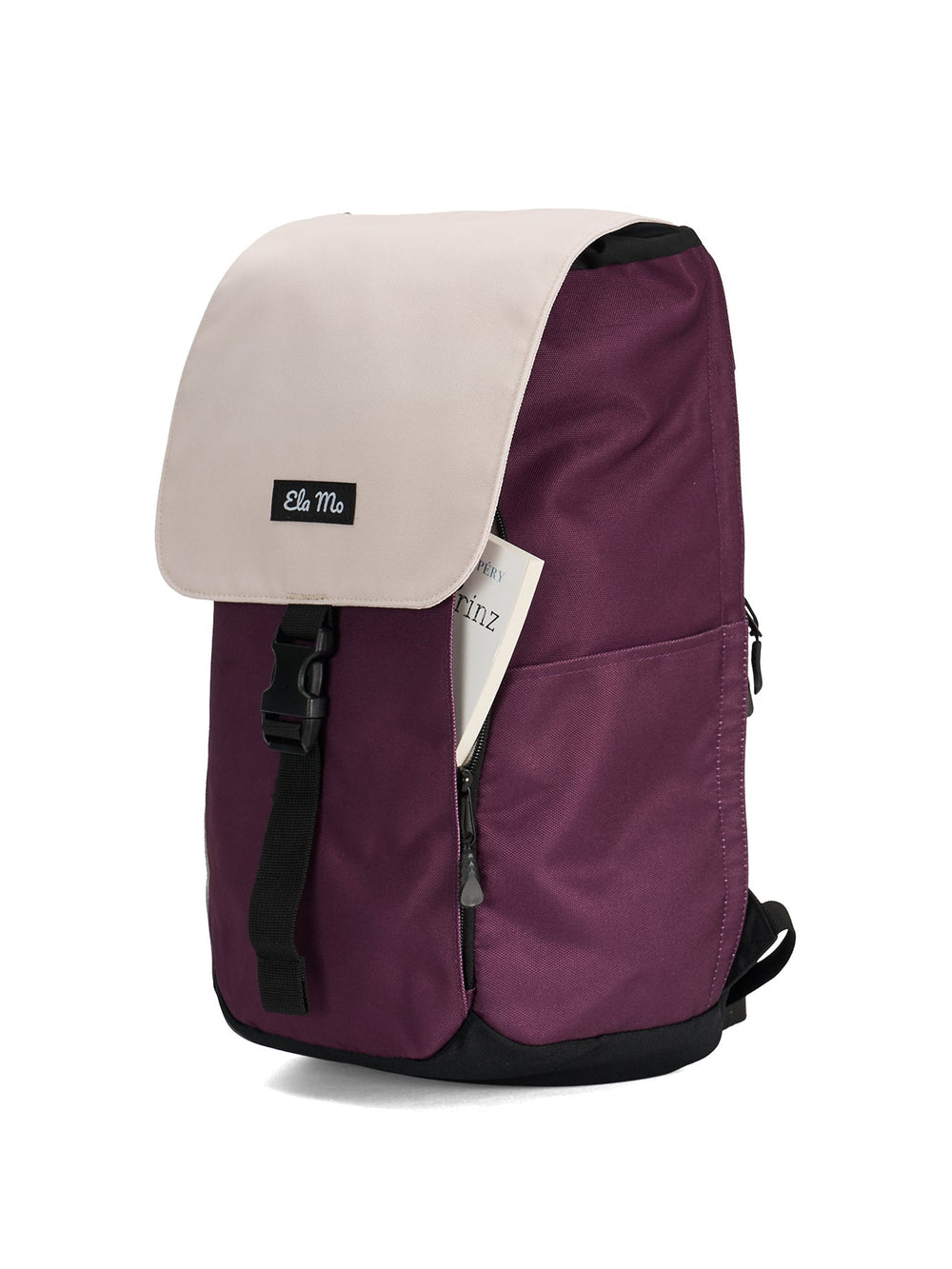 Ela Mo™ Everywhere Daypack | Grape. Ein dunkellilafarbener Rucksack mit beigem Deckel und Außenfach mit Reißverschlusszugang.