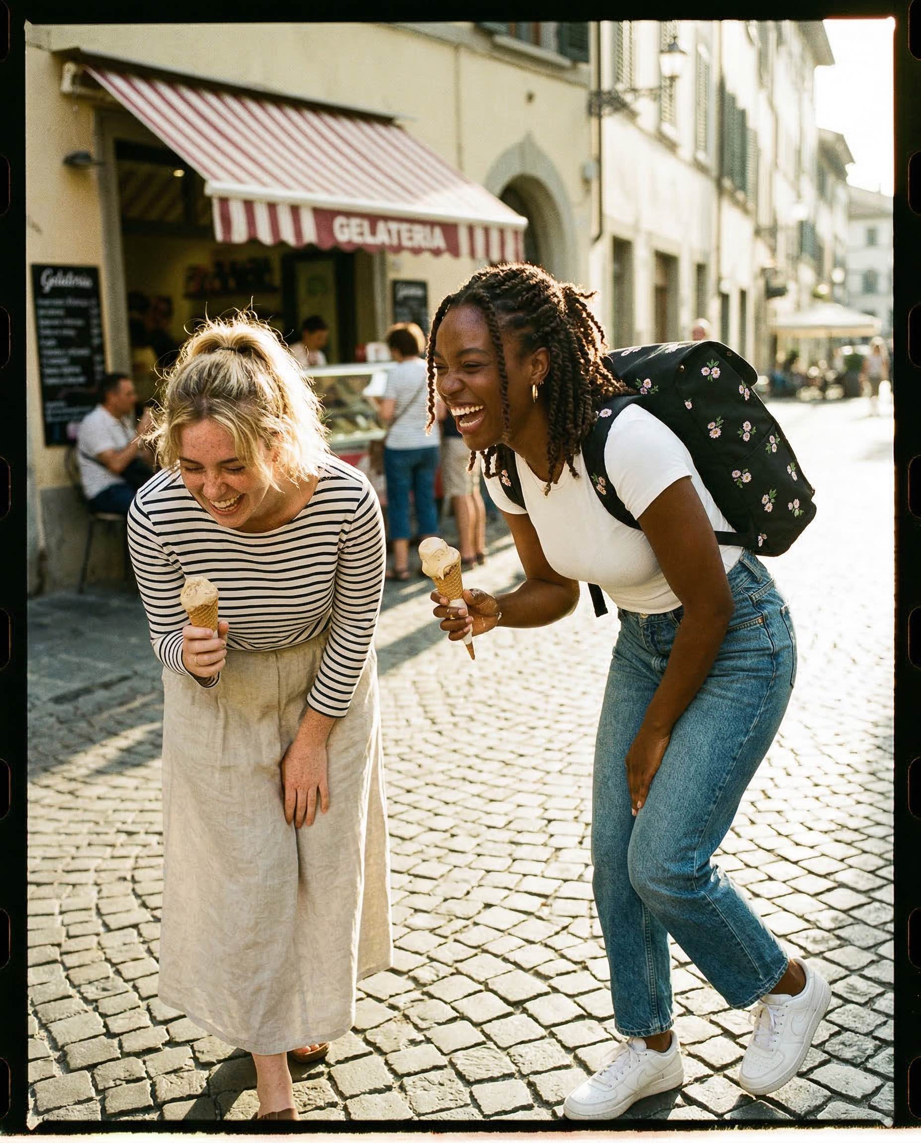 Ela Mo™ Everywhere Rucksack | Embroidery Edition Upsy Daisy