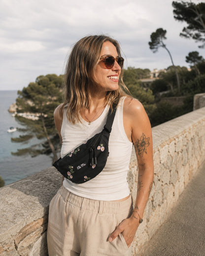 Ela Mo™ Hipbag | Embroidery Edition Upsy Daisy