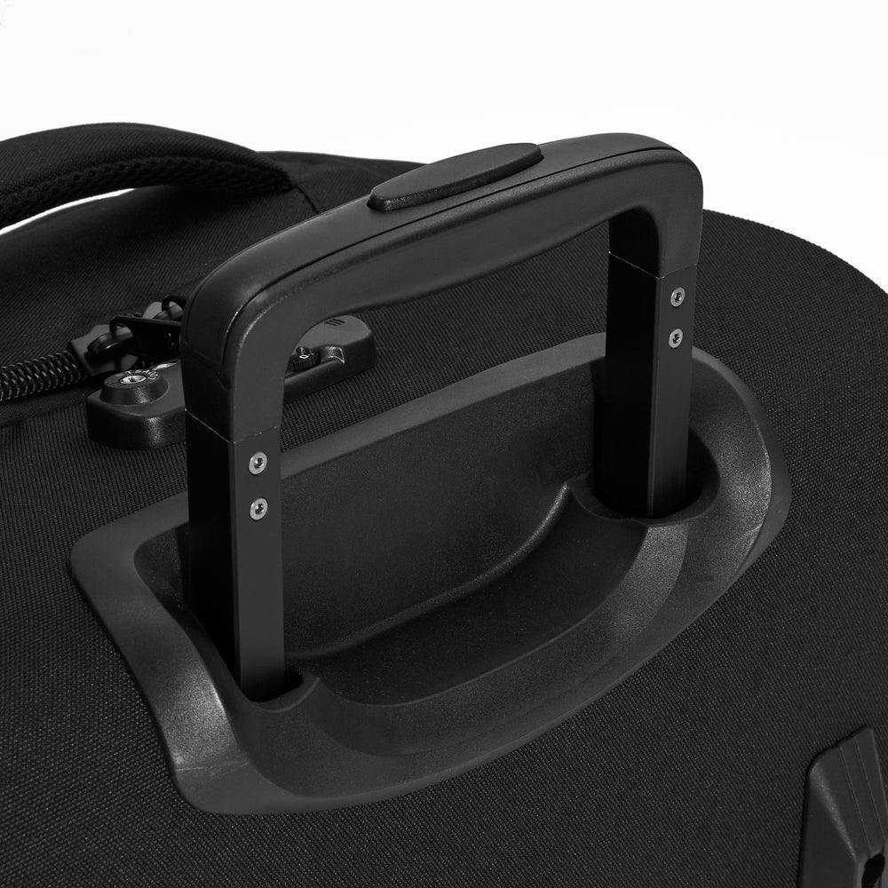 Ela Mo™ Reisetasche mit Rollen 78 Liter | Beauty in Darkness. Zwei Tragegriffe und TSA-Schloss an der Reisetasche.