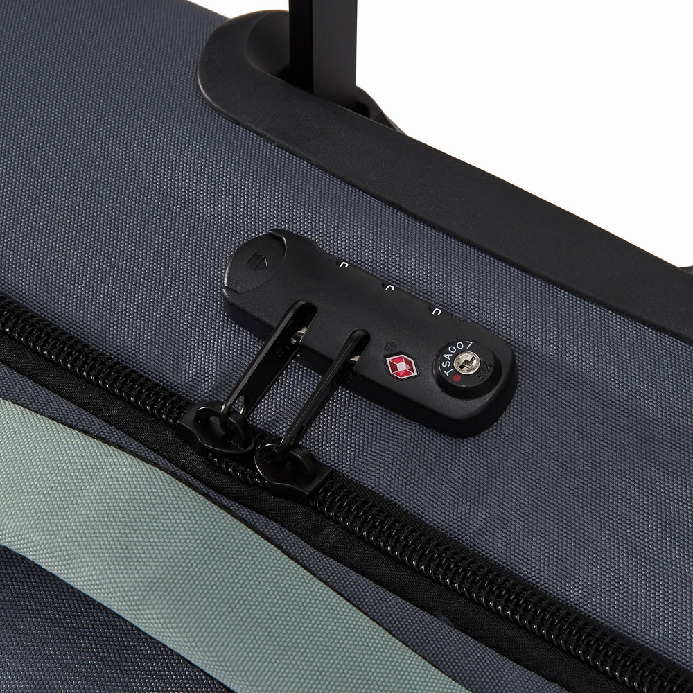 Ela Mo™ Reisetasche mit Rollen 78 Liter | Darkgrey Mint. TSA-Schloss mit Reißverschluss an der Reisetasche.
